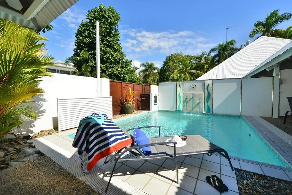Serenity Villa With Heated Pool & Beach Access Port Douglas