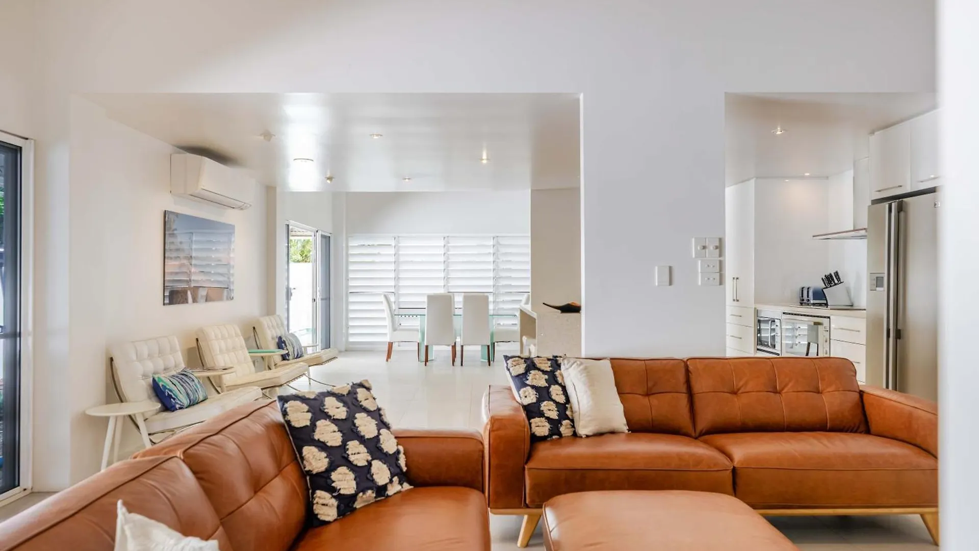 Serenity Villa With Heated Pool & Beach Access Πορτ Ντάγκλας