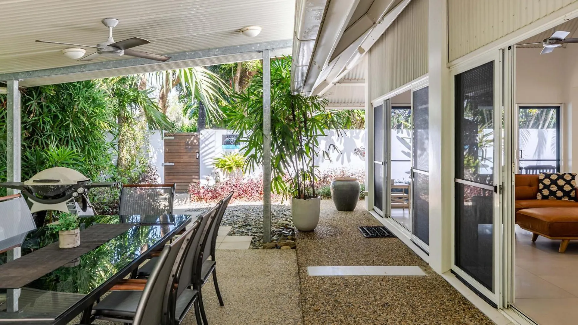 Serenity Villa With Heated Pool & Beach Access Πορτ Ντάγκλας 0*,  Αυστραλία